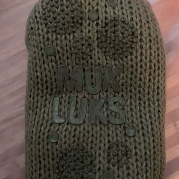 Bundle 2 for $20 Muk Luk Slipper Socks - Picture 2 of 2